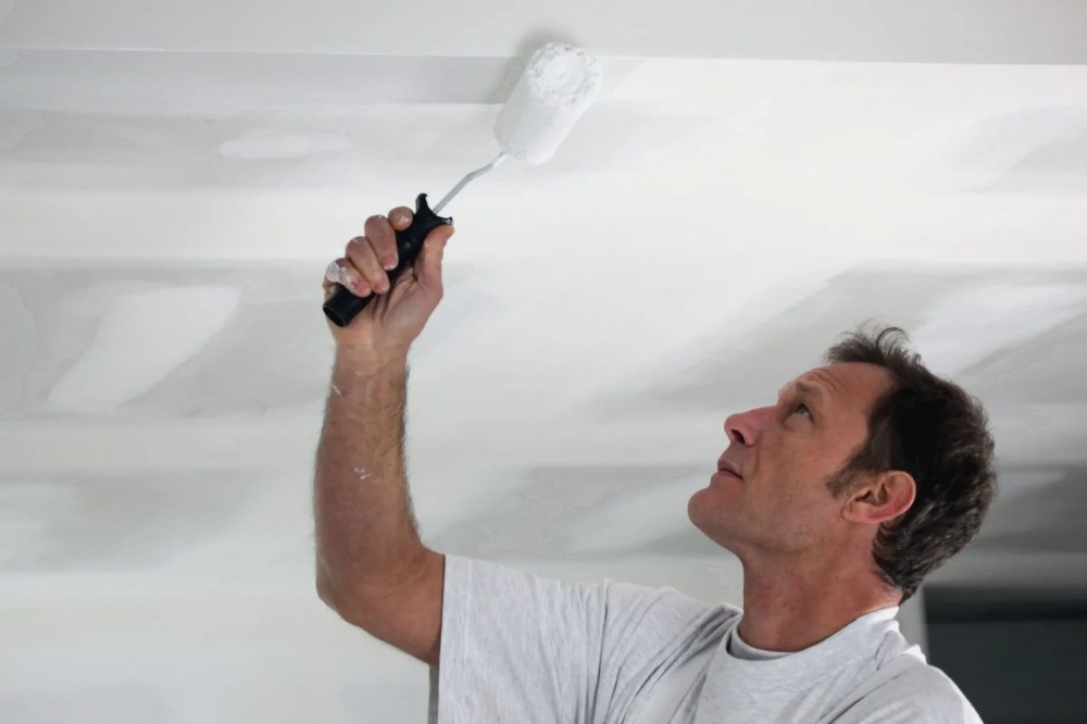Signs Your Ceiling Needs a Fresh Coat of Paint 